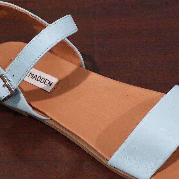 Steve Madden SIZE 8 Women's Dina Flat Sandal - Picture 5 of 5